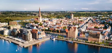 Luftaufnahme der Stadt Rostock